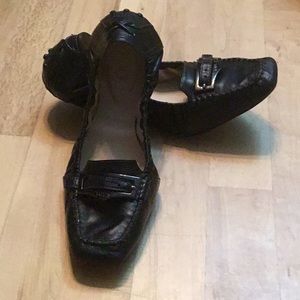 Tod’s Black Ballet Flats